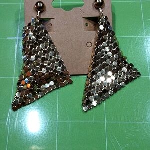 Vintage screwback gold tone mesh earrings